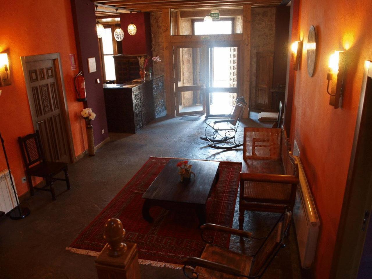 塞雷苏埃拉大人酒店 Aldeanueva de la Serrezuela 外观 照片